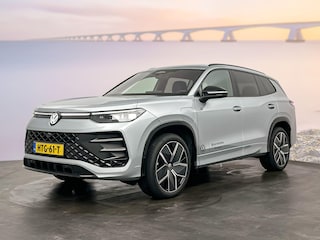 Volkswagen Tayron R-Line-Edition 1.5 eHybrid 200 kW / 272 pk SUV 6 v