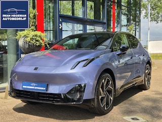 Lynk & Co 02 More 66 kWh 272PK | Panodak | Navigatie | 360 Graden Camera| Harman Kardon