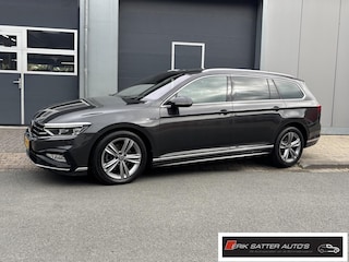 Volkswagen Passat Variant 1.5 TSI R-Line Business + Virtueel| Pano| Camera| PDC V+A| Trekhaak| App| Ergo stoel