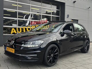 Volkswagen Golf 1.0 TSI Business Edition - Panorama dak I Navigatie I Airco I LED I PDC I Sport velgen I Dealer onderhouden