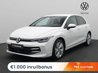 Volkswagen Golf 1.5 eHybrid Life Edition 204PK DSG Navi via Apple Carplay/Android Auto, Achteruitrijcamera, Stoel-Stuurverwarming, Keyless, 17" LM Velgen, Adaptieve Cruise Control
