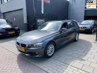 BMW 3-serie Touring 316d High Executive Navi Airco PDC NAP APK