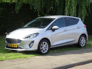 Ford Fiesta 1.0 100pk Titanium met CarPlay en Parkeersensoren