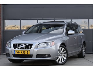 Volvo V70 2.0 D3 Limited Edition automaat Navi - Trekhaak - Cruise - Clima - NAP