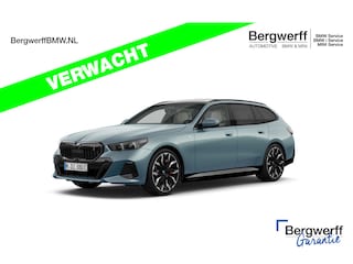 BMW i5 Touring eDrive40 M-Sport Pro - Onderstel Prof - Pano - Comfortzetel - Stoelventilatie