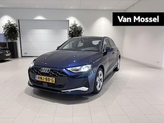 Audi A3 Sportback 40 TFSI e Advanced edition 204 PK | Automaat | Apple Carplay | Parkeersensoren | Stoelverwarming | Uitwijk- en Afslaanassistent | Digital Cockpit Pro | Sportstoelen | DAB Radio | Verkeersbordherkenning |