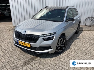 Skoda Kamiq 1.0 TSI Monte Carlo 110pk DSG/AUTO | Cruise control | Sportstoelen | Navigatie via app connect | Camera achter | Panorama dak | Parkeersensoren v+a | Privaacy glass | 17"LMV