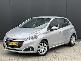 Peugeot 208 1.2 PureTech Blue Lion |CRUISE | CARPLAY | TREKHAAK |