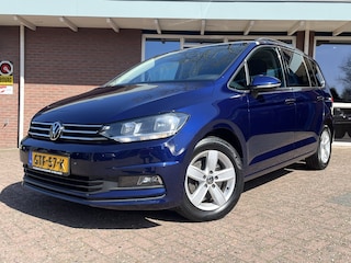 Volkswagen Touran 1.5 TSI Highline 7p