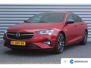 Opel Insignia Grand Sport 2.0 TURBO 200PK ULTIMATE AUTOMAAT / NAVI / LEDER / CLIMA / LED / AGR / PDC / 18" LMV / CAMERA / KEYLESS / HUD / WINTERPAKKET / WEGKLAP. TREKHAAK / ADAPT. CRUISECONTROL / BOSE / UNIEK / NIEUWSTAAT !!