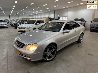 Mercedes-Benz CLK Coupé 320 Elegance / AUTOMAAT / RIJDT SCHAKELT GOED