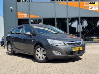 Opel Astra SPORTS TOURER 1.4 Turbo Edition/cruise control/airco/