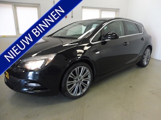 Opel Astra 1.4 Turbo Color Edition Trekhaak | Navi | Cruise | LMV 19" | Sportstoelen