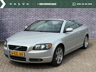 Volvo C70 Convertible 2.4i Summum | Leder | 6 CD wisselaar | Trekhaak | Parkeersensoren | Cruise control | Stoelverwarming | High Performance Audio | elektrisch verstelbare bestuurdersstoel |