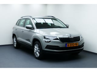 Skoda Karoq 1.5 150pk TSI ACT Style. Carplay/Android Navi, Stoelverw, 17"LMV, Haak 1500kg