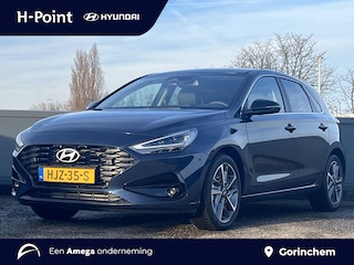 Hyundai i30 1.5 T-GDi MHEV Premium | €6225 KORTING | AFNEEMBARE TREKHAAK | ALL SEASON BANDEN | STOEL/-STUUR VERWARMING |