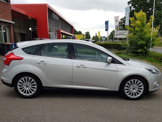 Ford Focus 1.6 EcoBoost Ecc Cruise Trekhaak 17"Vlg