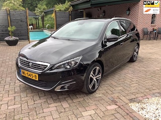 Peugeot 308 SW 1.2 PureTech Blue Lease GT-line NIEUW BINNEN NIEUWE APK