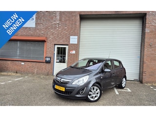 Opel Corsa 1.4-16V Cosmo Dealer 1e eigenaar NAP Leder Navi Cruise PDC Trekhaak Airco APK