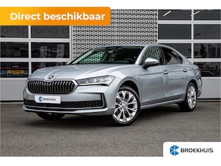 Skoda Superb First Edition | Achteruitrijcamera | Climatronic, elektronische airconditioning met 3 klimaatzones | LED Koplampen met LED dagrijverlichting