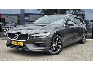 Volvo V60 2.0 D3 Momentum + HARMAN KARDON + ADAPT CRUISE + VOLLEER