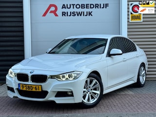 BMW 320i High Executive Leer/Xenon/Navi