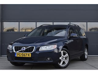 Volvo V70 2.0 D4 Limited Edition Trekhaak - Navi - Leer - Cruise