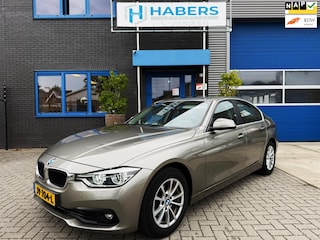 BMW 320i Centennial Executive 184PK|Origineel NL|Prof Navi|AUT|Face Lift|Full Led|Cruise|PDC|DAB+|Isofix|Bluetooth|Head-UP