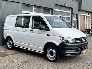 Volkswagen Transporter 2.0 TSI L1H1 Benzine Airco Cruise controle Navigatie Apple carplay Parkeerhulp achter 3-Persoons Bpm vrij voor particulier gebruik!!