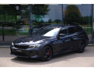 BMW 3-serie Touring 330e xDrive 293 PK M-Sport Pro, Panoramadak, Elek. Trekhaak, Camera