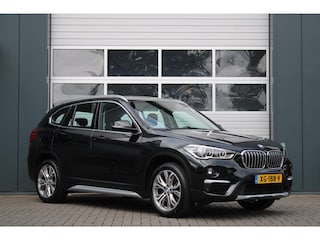 BMW X1 SDrive20i Orange Edition II 192pk Head-Up/Stoelverwarming/Leder/Navi/Bluetooth/PDCv+a/LED/18"LM/Trekhaak/Dealeronderhouden