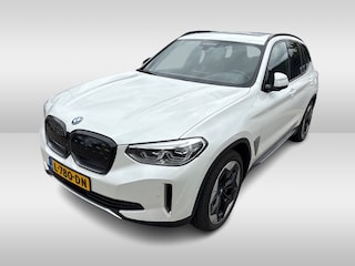 BMW iX3 High Executive 80 kWh / Trekhaak / Panoramadak / 360Camera / Head-up / 20'' / Leder / Harman Kardon / Navigatie / Memory seats / Dodehoek / DAB / Stoelverwarming / Cruise Control Adaptief