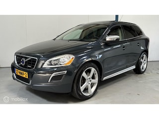 Volvo XC60 3.0 T6 AWD R-Design NL-AUTO / PANO / ACC