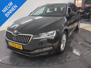 Skoda Superb COMBI 1.5 TSI ACT BUSINESS EDITION PLUS I AUTOMAAT I TREKHAAK (1600KG) I DEALER ONDERHOUDEN I CAMERA I CARPLAY