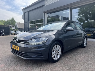 Volkswagen Golf 1.0 TSI Trendline Trekhaak, LM Velgen, Airco.