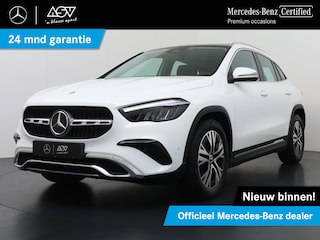 Mercedes-Benz GLA 200 Business Line wegklapbare trekhaak, panoramadak, Stuurwielverwarming
