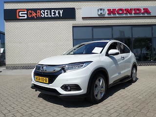 Honda HR-V 1.5 i-VTEC 130pk CVT Executive Standkachel Trekhaak Treeplanken Instaplijsten