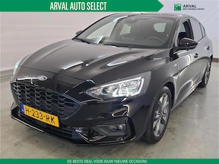 Ford Focus 1.0 EcoBoost 125pk ST Line Business | Navigatie | Apple CarPlay | 17" Velgen | Hatchback | ECC | PDC V+A | Privacyglas