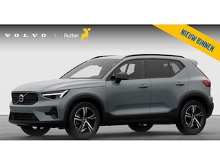 Volvo XC40 B4 211PK Automaat Plus Dark / Extra getint glas achter / Climate pack / Connect Nubuck bekleding