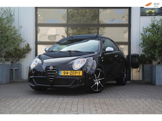 Alfa Romeo Mito 0.9 TwinAir Sportiva - LEDER - NAVI - PANO - 18INCH - ORG NL - PERF ONDERHOUDEN -