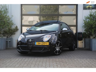 Alfa Romeo Mito 0.9 TwinAir Sportiva - LEDER - NAVI - PANO - 18INCH - ORG NL - PERF ONDERHOUDEN -