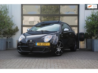 Alfa Romeo Mito 0.9 TwinAir Sportiva - LEDER - NAVI - PANO - 18INCH - ORG NL - PERF ONDERHOUDEN