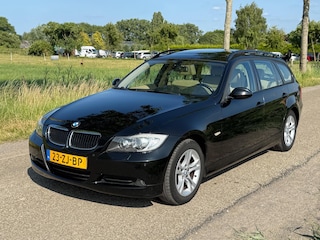 BMW 3-serie Touring 318i Business Line Airco Panodak APK 04-2026
