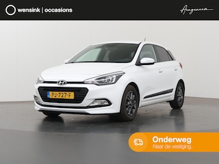 Hyundai i20 1.0 T-GDI Black Edition | Navigatiesysteem | Parkeercamera | Cruise Control | Lederen Stuurwiel