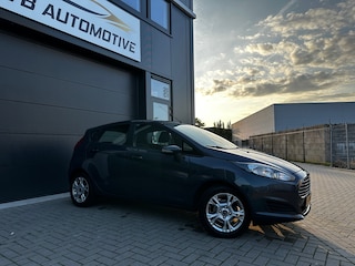Ford Fiesta 1.0 Sync | Bluetooth | 80PK | Stoelverwarming | Airco | PDC | Facelift | LM Velgen | Sync Edition