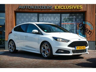 Ford Focus 2.0 ST-3 Keyless Stuurverw. Cruise Clima 18''LM