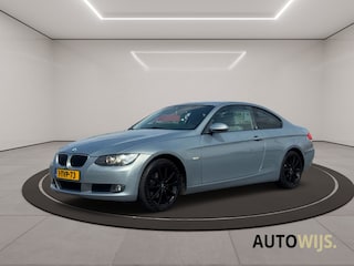 BMW 3-serie Coupé 320i|Xenon|Ketting VV|170PK|LM-Velgen|146DKM|Goed Onderhouden