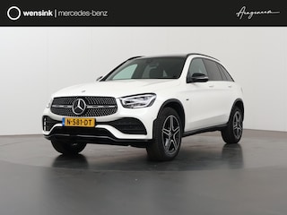 Mercedes-Benz GLC 300e 4MATIC AMG Night | Panoramadak | Easy Pack achterklep | Stoelverwarming | Achteruitrijcamera | Dakrails |