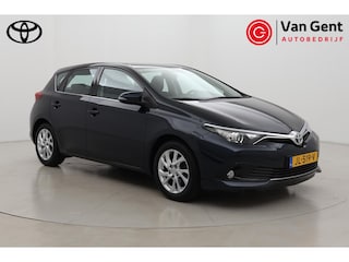 Toyota Auris 1.2T Aspiration | Cruise control | Camera | Trekhaak | All season banden | Clima | Bluetooth