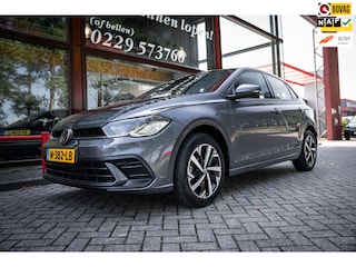 Volkswagen Polo 1.0 TSI Life IQ | NAP | Cruise control | DAB+ | App-Connect | Parkeerhulp | Rij-hulp systeem | Airco |